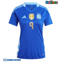Camisa de Futebol Argentina Julian Alvarez #9 Equipamento Secundário Mulheres Copa America 2024 Manga Curta